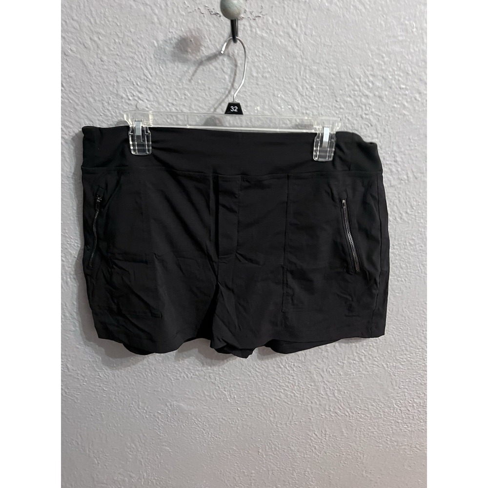 Athleta TrekkNorth Short Womens Size14 Black Ripstop Zip Pocket Hiking 533551-03